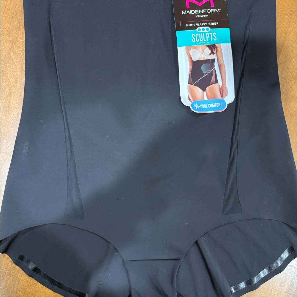 Maidenform Women's Black Sculpting high waist brief